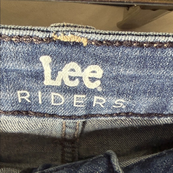 Riders by Lee Women's Relaxed Blue Jeans - Picture 2 of 5